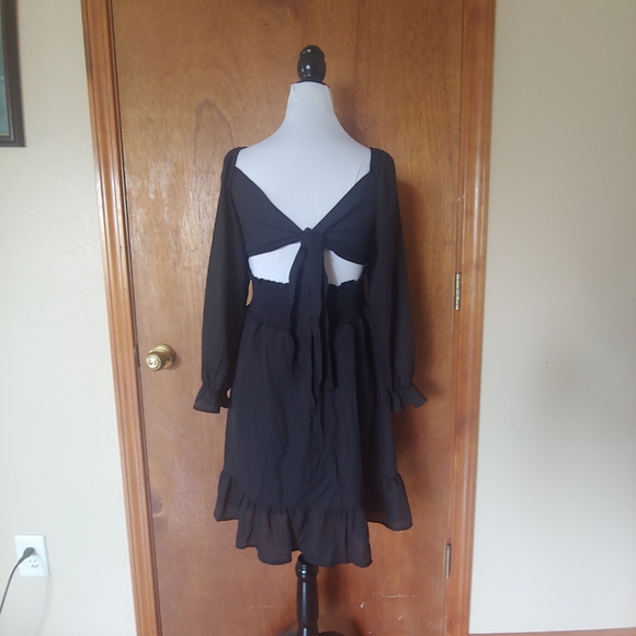 NWT Zaful Black Square Long Puff Lanturn Sleeve Tie Back Beach Sun Mini Dress S - Picture 5 of 14
